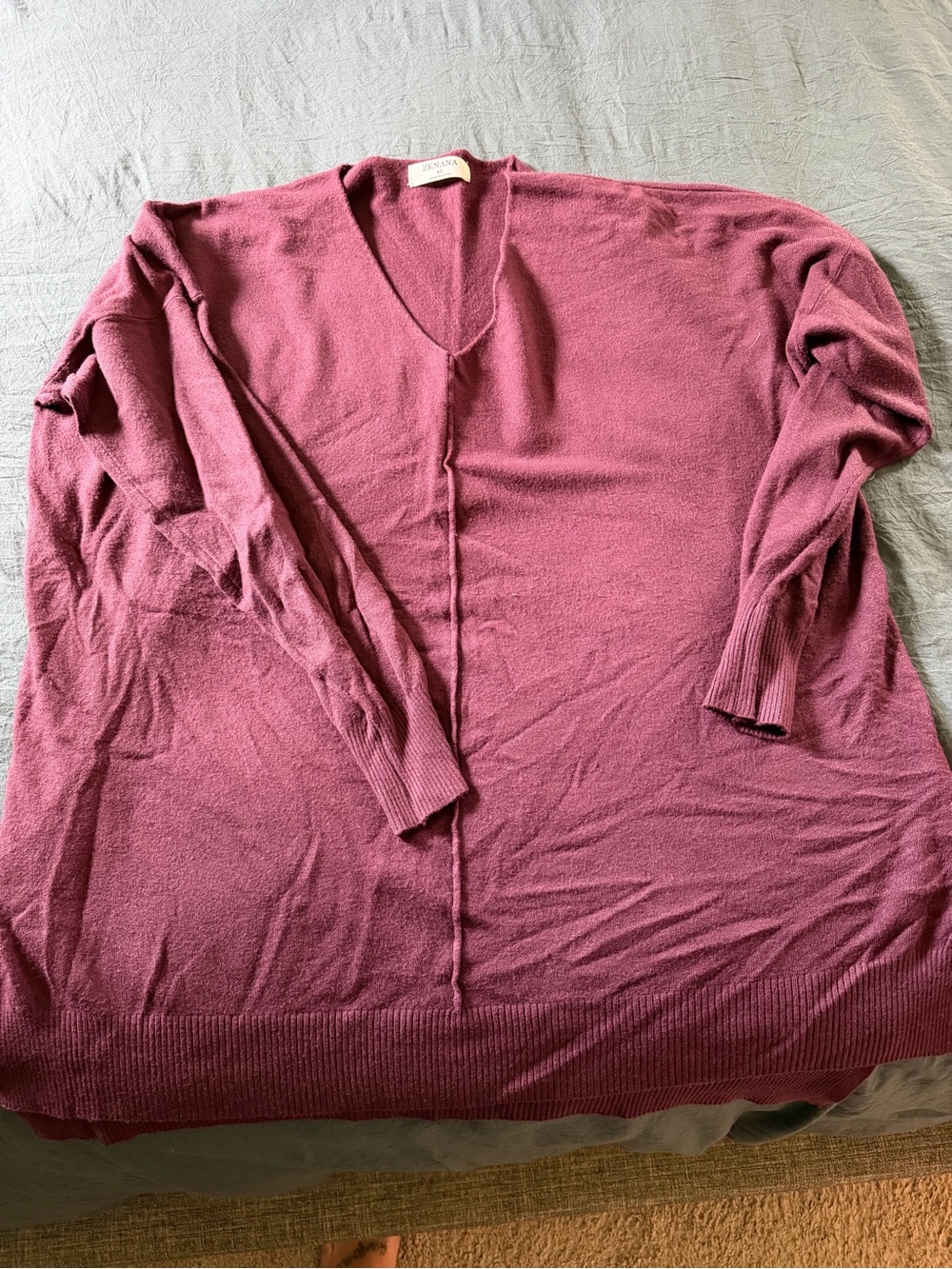 Zenana Outfitters V-Neck Sweater in wine
